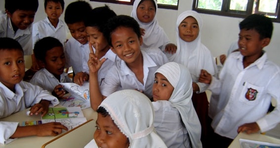 Reconstruction de collèges en Indonésie projets post-tsunami